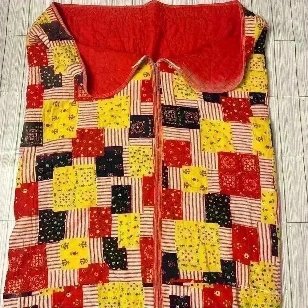 Vintage 70’s quilted patchwork sleeping bag